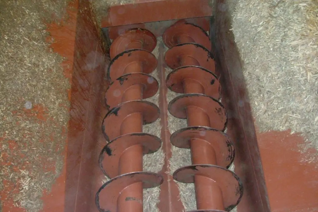 スクリューの材質も自由自在